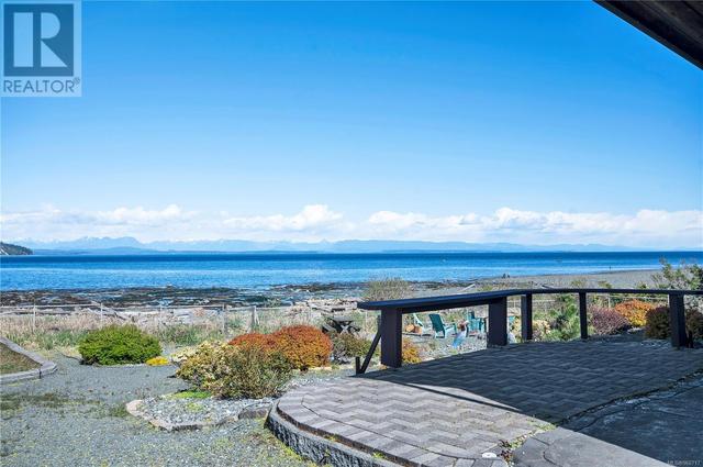 2345 Island Hwy S, House detached with 3 bedrooms, 3 bathrooms and 6 parking in Campbell River BC | Image 36