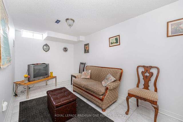 42 Denton Circ, House semidetached with 3 bedrooms, 3 bathrooms and 3 parking in Vaughan ON | Image 31