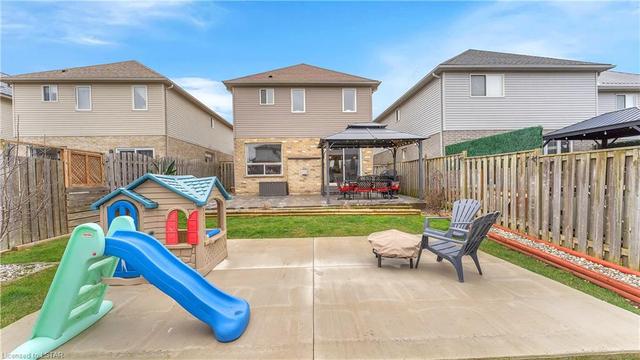 1226 Darnley Boulevard, House detached with 4 bedrooms, 2 bathrooms and 2 parking in London ON | Image 32