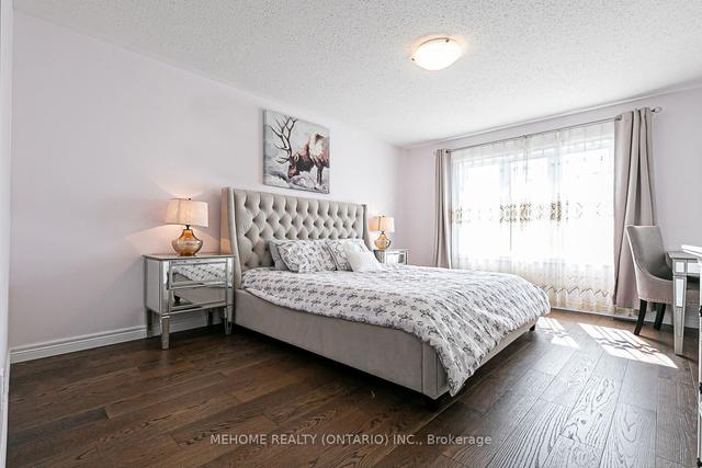138 Memon Pl, House semidetached with 3 bedrooms, 4 bathrooms and 3 parking in Markham ON | Image 16