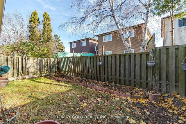 17 Slater Circ, House detached with 4 bedrooms, 3 bathrooms and 4 parking in Brampton ON | Image 25