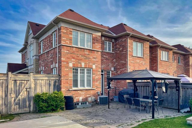 159 Shale Cres, House attached with 3 bedrooms, 3 bathrooms and 4 parking in Vaughan ON | Image 33
