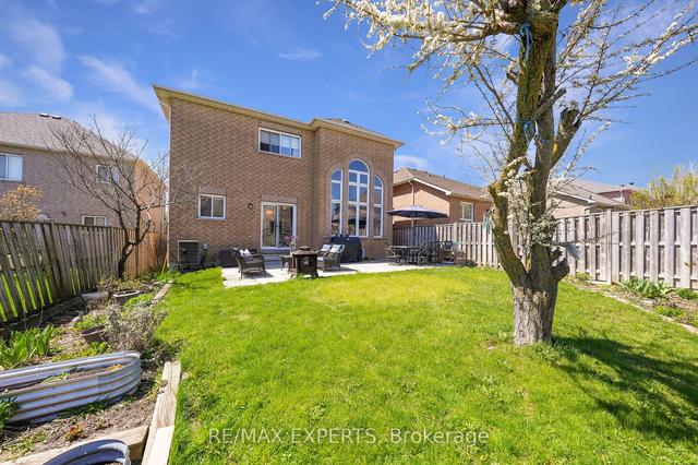 101 St. Joan Of Arc Ave, House detached with 4 bedrooms, 3 bathrooms and 4 parking in Vaughan ON | Image 32