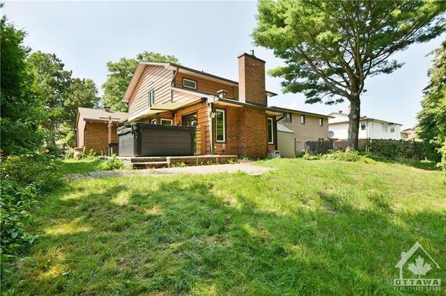 3086 Uplands Drive, House detached with 3 bedrooms, 3 bathrooms and 6 parking in Ottawa ON | Image 30