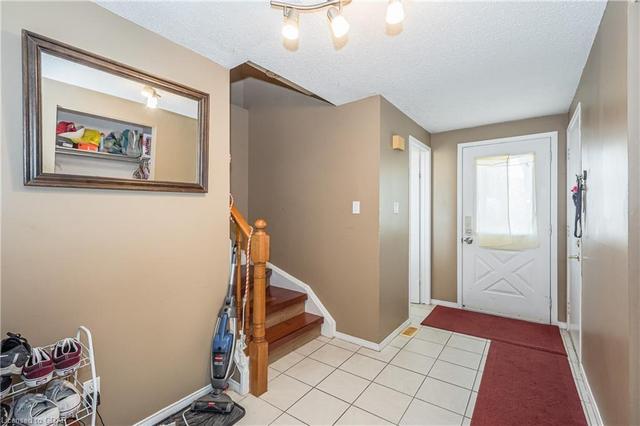 110 Cole Road, House detached with 3 bedrooms, 2 bathrooms and 3 parking in Guelph ON | Image 47