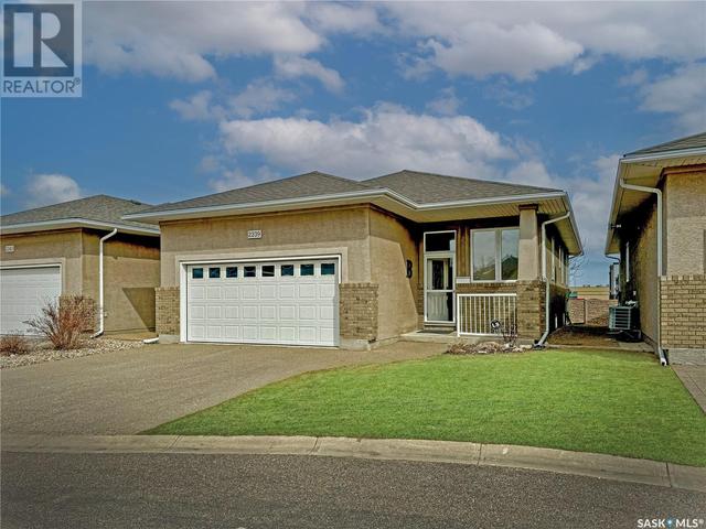 2239 Gardiner Place, House detached with 4 bedrooms, 3 bathrooms and null parking in Regina SK | Image 1