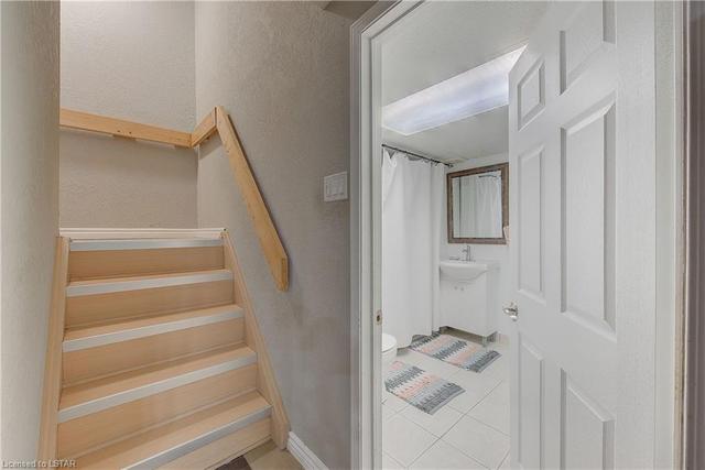 115 Ashbury Avenue, House semidetached with 3 bedrooms, 2 bathrooms and 3 parking in London ON | Image 21