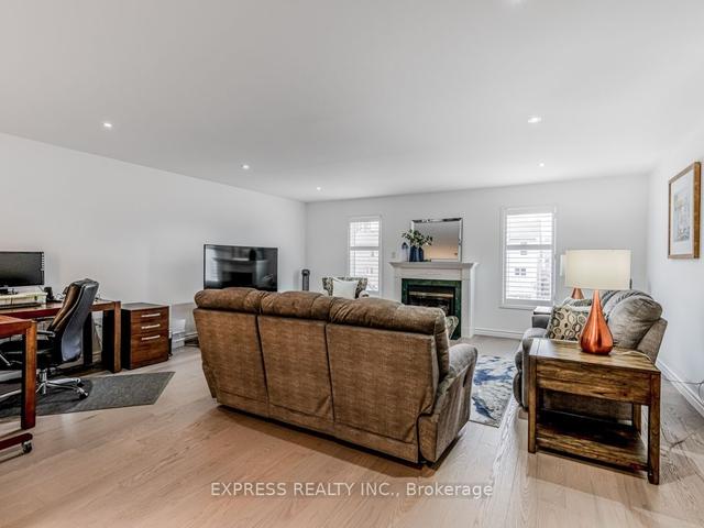 85 Roxton Rd, House detached with 3 bedrooms, 4 bathrooms and 2 parking in Oakville ON | Image 21