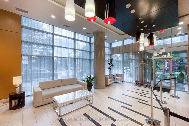 1808 - 58 Orchard View Blvd, Condo with 1 bedrooms, 1 bathrooms and 0 parking in Toronto ON | Image 12