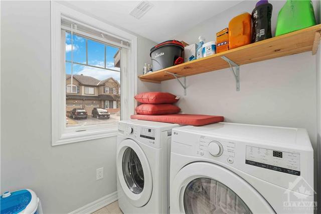 41 Maroma Street, Townhouse with 3 bedrooms, 2 bathrooms and 3 parking in Ottawa ON | Image 24