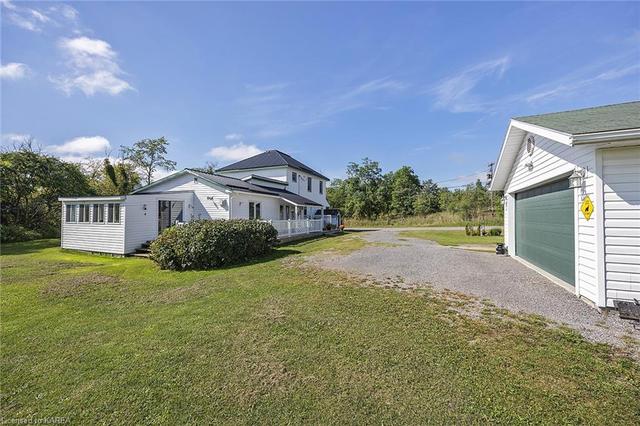 302 Burridge Road, House detached with 3 bedrooms, 2 bathrooms and 7 parking in South Frontenac ON | Image 31