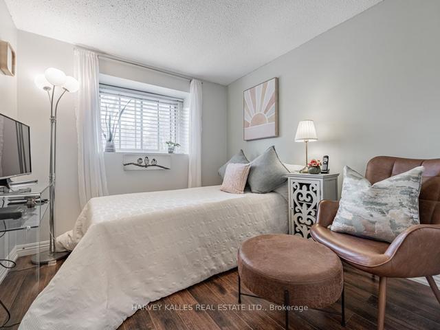 241 - 55 Collinsgrove Rd, Townhouse with 3 bedrooms, 2 bathrooms and 2 parking in Toronto ON | Image 7