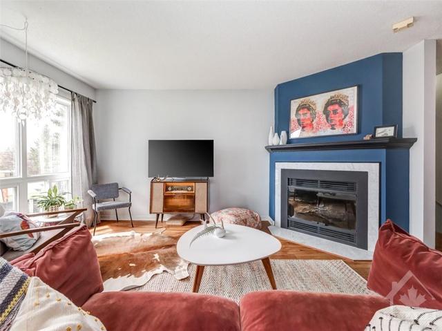 204 Briston Private, House attached with 3 bedrooms, 3 bathrooms and 1 parking in Ottawa ON | Image 6