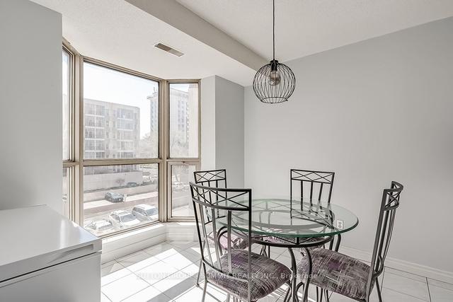 305 - 67 Caroline St S, Condo with 2 bedrooms, 2 bathrooms and 1 parking in Hamilton ON | Image 11