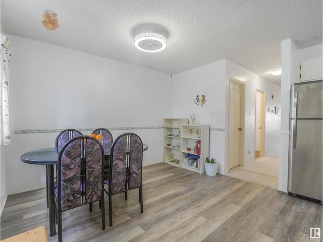 1052 106 St Nw, House attached with 3 bedrooms, 1 bathrooms and 2 parking in Edmonton AB | Image 11