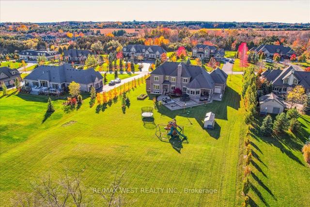 15 Monterey Crt, House detached with 5 bedrooms, 7 bathrooms and 14 parking in Whitby ON | Image 33