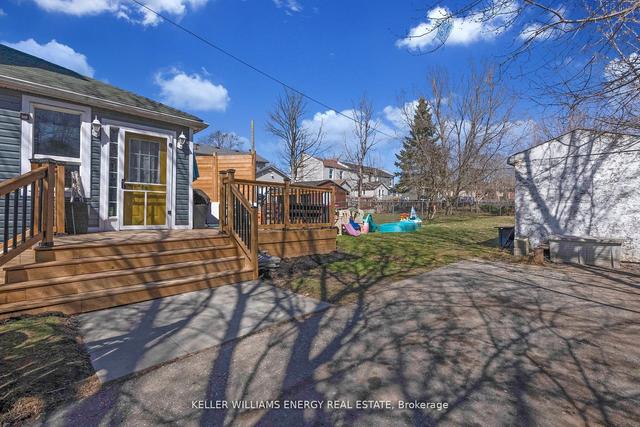 64 Queen St, House semidetached with 3 bedrooms, 1 bathrooms and 3 parking in Clarington ON | Image 36