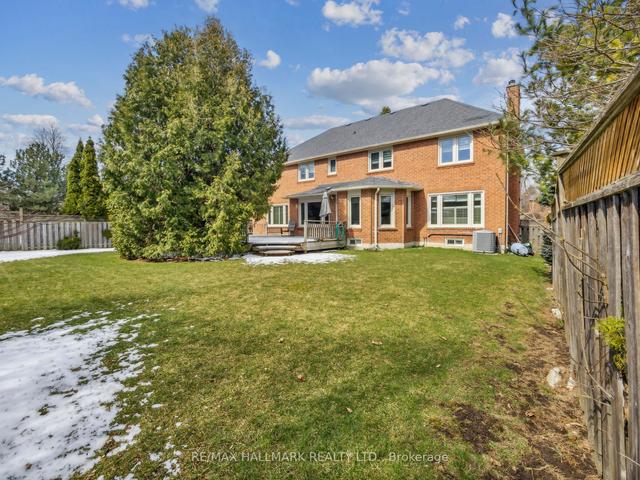 10 Dunloe Rd, House detached with 5 bedrooms, 5 bathrooms and 6 parking in Richmond Hill ON | Image 4
