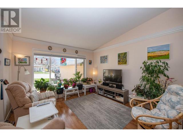 1001 - 30 Avenue Unit# 8, House attached with 2 bedrooms, 2 bathrooms and 2 parking in Vernon BC | Image 6