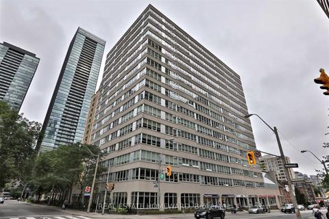 302 - 71 Charles St E, Condo with 2 bedrooms, 2 bathrooms and 1 parking in Toronto ON | Card Image