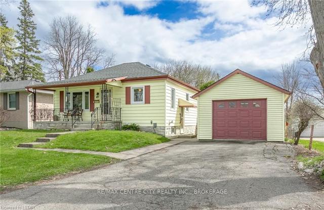 42 Mary St E, House detached with 2 bedrooms, 0 bathrooms and 4 parking in St. Thomas ON | Image 1