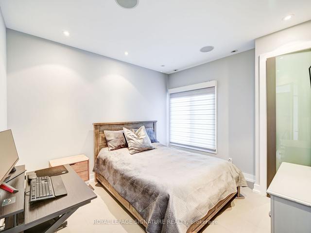 662 Willard Ave, House detached with 3 bedrooms, 4 bathrooms and 3 parking in Toronto ON | Image 7