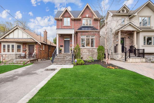 25 Southvale Dr, House detached with 4 bedrooms, 5 bathrooms and 2 parking in Toronto ON | Image 1
