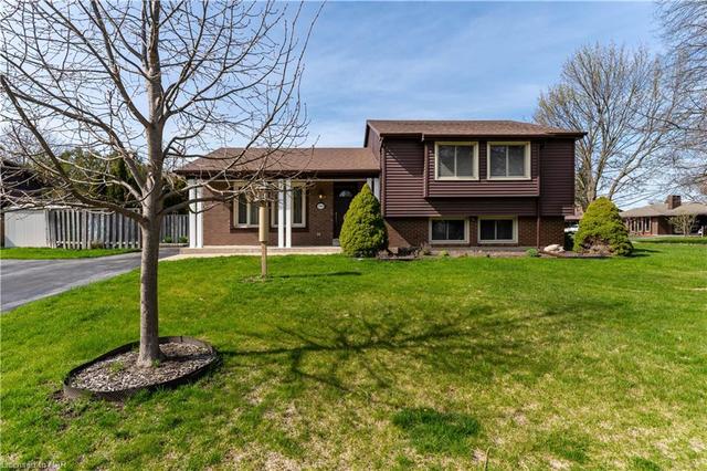 2 The Pinery Street, House detached with 3 bedrooms, 1 bathrooms and 5 parking in St. Catharines ON | Image 23
