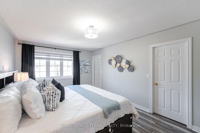 29 Heartview Rd, House attached with 3 bedrooms, 3 bathrooms and 3 parking in Brampton ON | Image 15