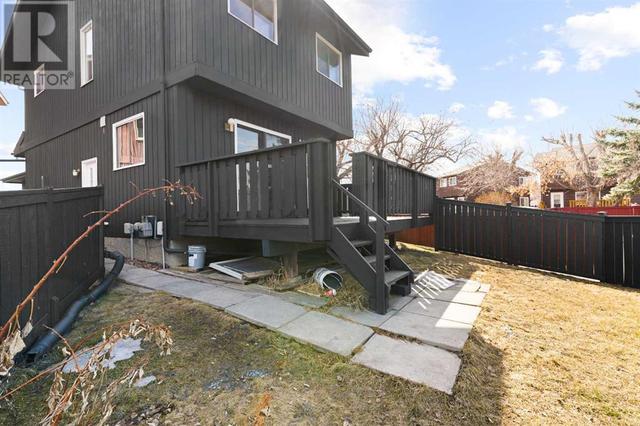 256 Whiteridge Place Ne, House semidetached with 4 bedrooms, 3 bathrooms and 3 parking in Calgary AB | Image 40