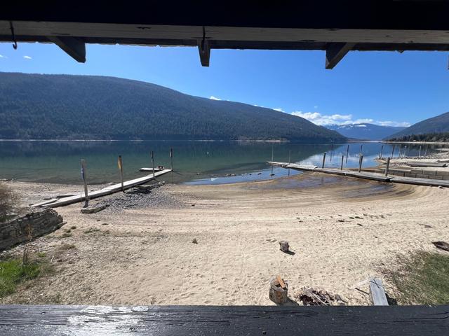 3230 Highway 3a, House detached with 1 bedrooms, 1 bathrooms and 1 parking in Central Kootenay F BC | Image 20
