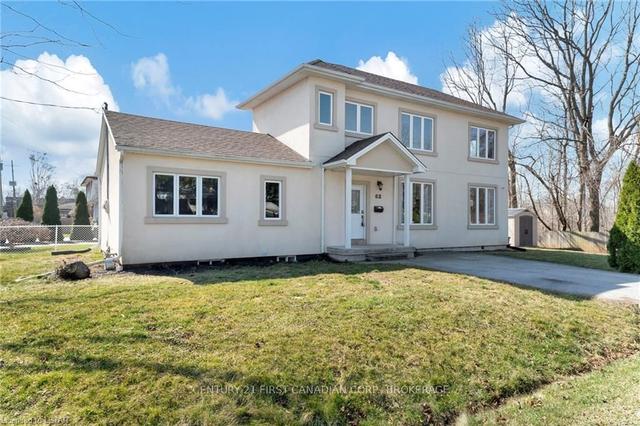 62 Melody Tr, House detached with 3 bedrooms, 3 bathrooms and 2 parking in St. Catharines ON | Image 12