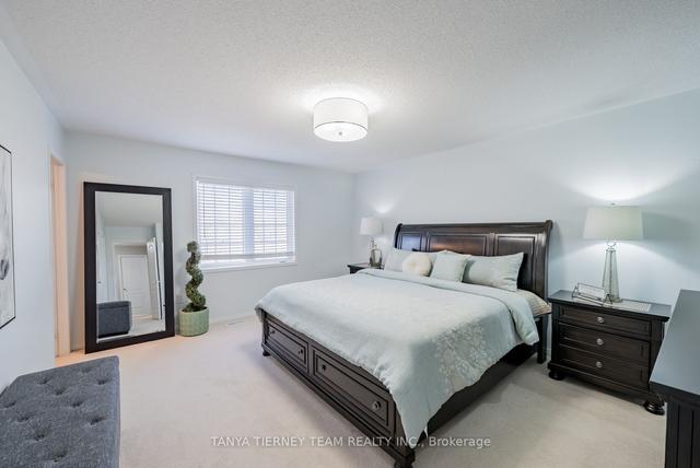 65 Tempo Way, House attached with 3 bedrooms, 3 bathrooms and 3 parking in Whitby ON | Image 9