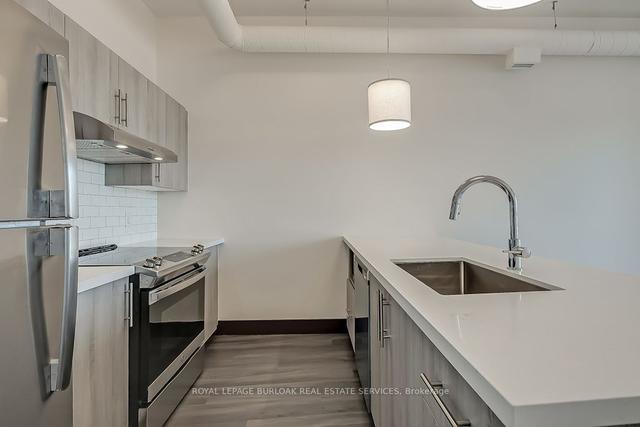 308 - 121 King St E, Condo with 2 bedrooms, 1 bathrooms and 1 parking in Hamilton ON | Image 15