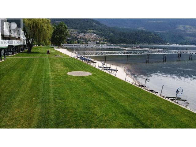 242 - 213 White Pine Crescent, Condo with 2 bedrooms, 1 bathrooms and 2 parking in Sicamous BC | Image 21