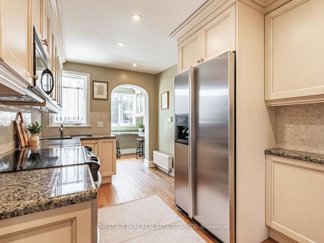 81 Chudleigh Ave, House detached with 3 bedrooms, 2 bathrooms and 1 parking in Toronto ON | Image 8
