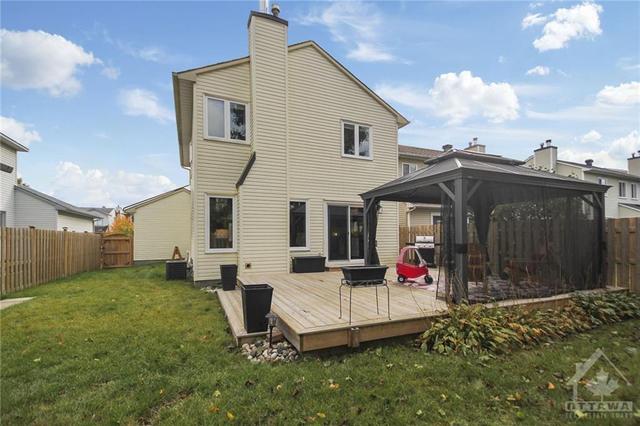26 Wheeler Street, House detached with 3 bedrooms, 3 bathrooms and 3 parking in Ottawa ON | Image 27