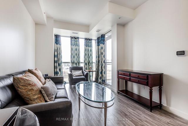 708 - 128 King St N, Condo with 1 bedrooms, 1 bathrooms and 1 parking in Waterloo ON | Image 3
