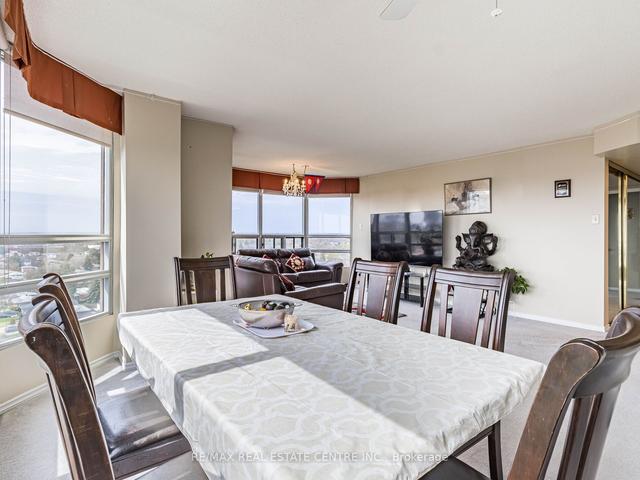 1104 - 330 Mill St S, Condo with 2 bedrooms, 2 bathrooms and 2 parking in Brampton ON | Image 6