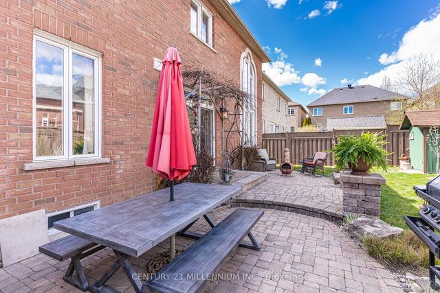 2555 Nichols Dr, House detached with 4 bedrooms, 3 bathrooms and 6 parking in Oakville ON | Image 33