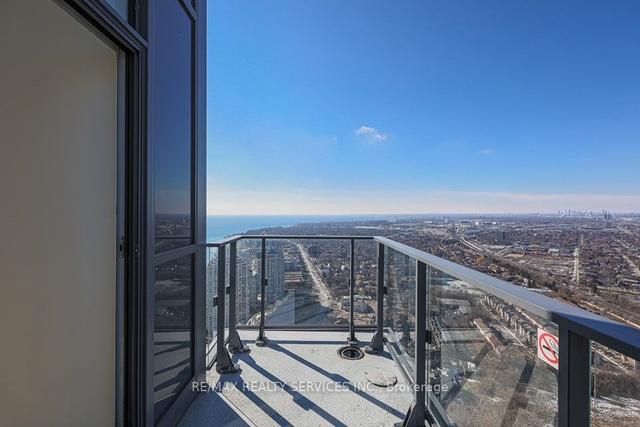 ph2 - 2220 Lakeshore Blvd, Condo with 2 bedrooms, 2 bathrooms and 1 parking in Toronto ON | Image 2