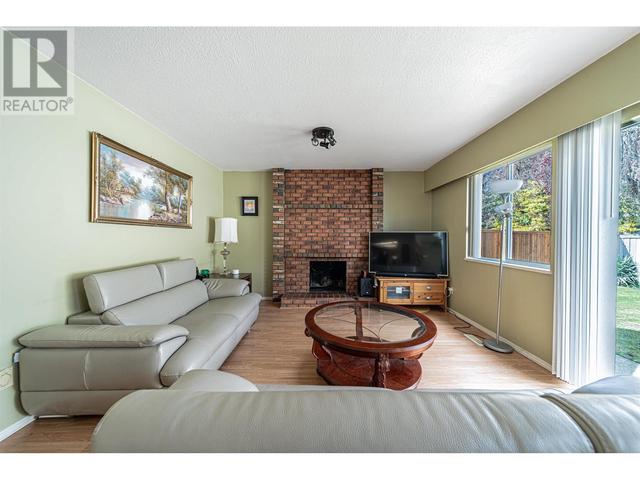 5591 Jaskow Drive, House detached with 4 bedrooms, 3 bathrooms and 4 parking in Richmond BC | Image 16