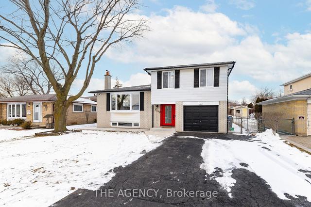 2569 Bromsgrove Rd, House detached with 3 bedrooms, 3 bathrooms and 7 parking in Mississauga ON | Image 23