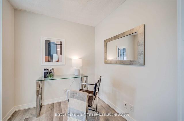 1208 - 81 Navy Wharf Crt, Condo with 2 bedrooms, 2 bathrooms and 1 parking in Toronto ON | Image 5