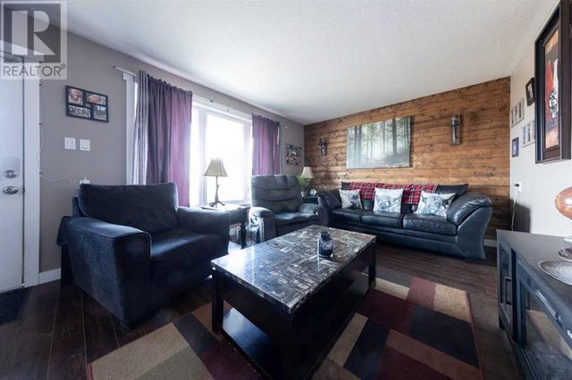 403 5, House detached with 4 bedrooms, 2 bathrooms and 5 parking in Marwayne AB | Image 7
