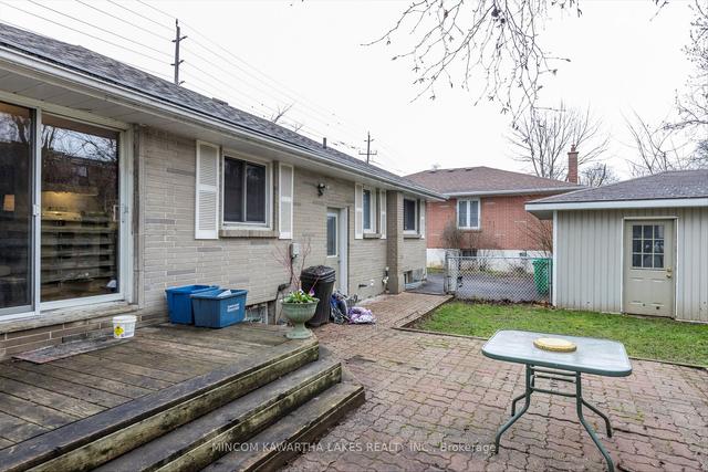835 Sherbrooke St, House detached with 3 bedrooms, 2 bathrooms and 5 parking in Peterborough ON | Image 29