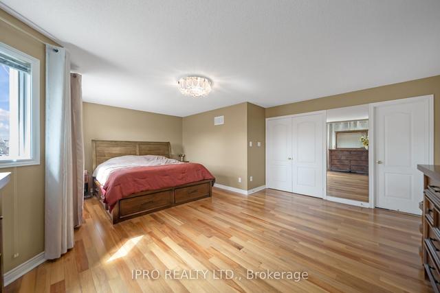 51 Tipton Cres, House detached with 5 bedrooms, 4 bathrooms and 6 parking in Ajax ON | Image 14