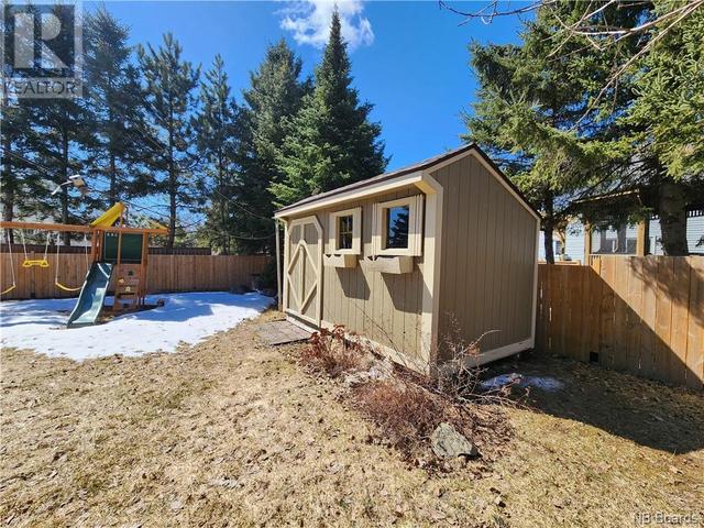 42 Thibaudeau Avenue, House detached with 3 bedrooms, 3 bathrooms and null parking in Edmundston NB | Image 46