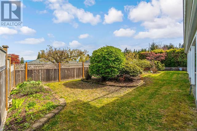 5658 Malibu Terr, House detached with 6 bedrooms, 4 bathrooms and 4 parking in Nanaimo BC | Image 55