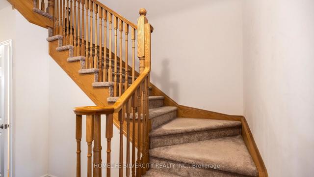 54 - 166 Deerpath Dr, House attached with 4 bedrooms, 3 bathrooms and 2 parking in Guelph ON | Image 7